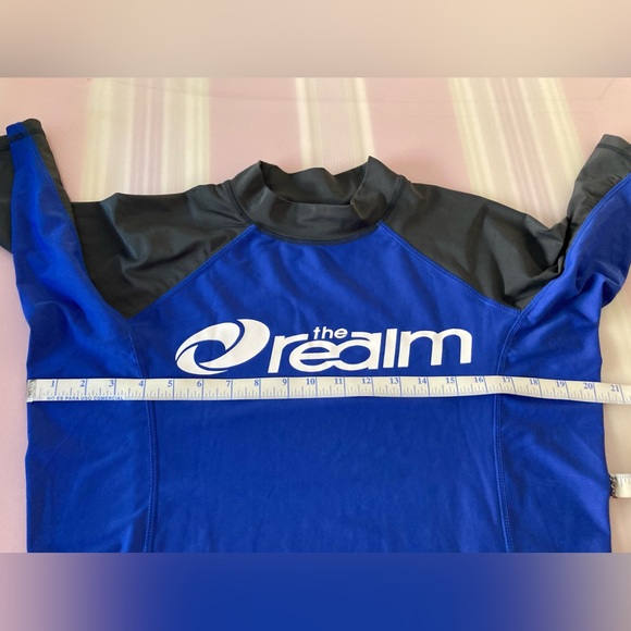 The Realm men’s swim tee size M Blue/gray color - Picture 6 of 6